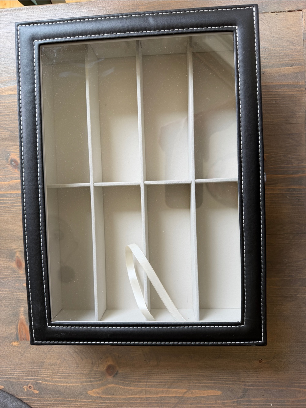 Leather-Style sunglasses Organizer Box with Glass Top - Black